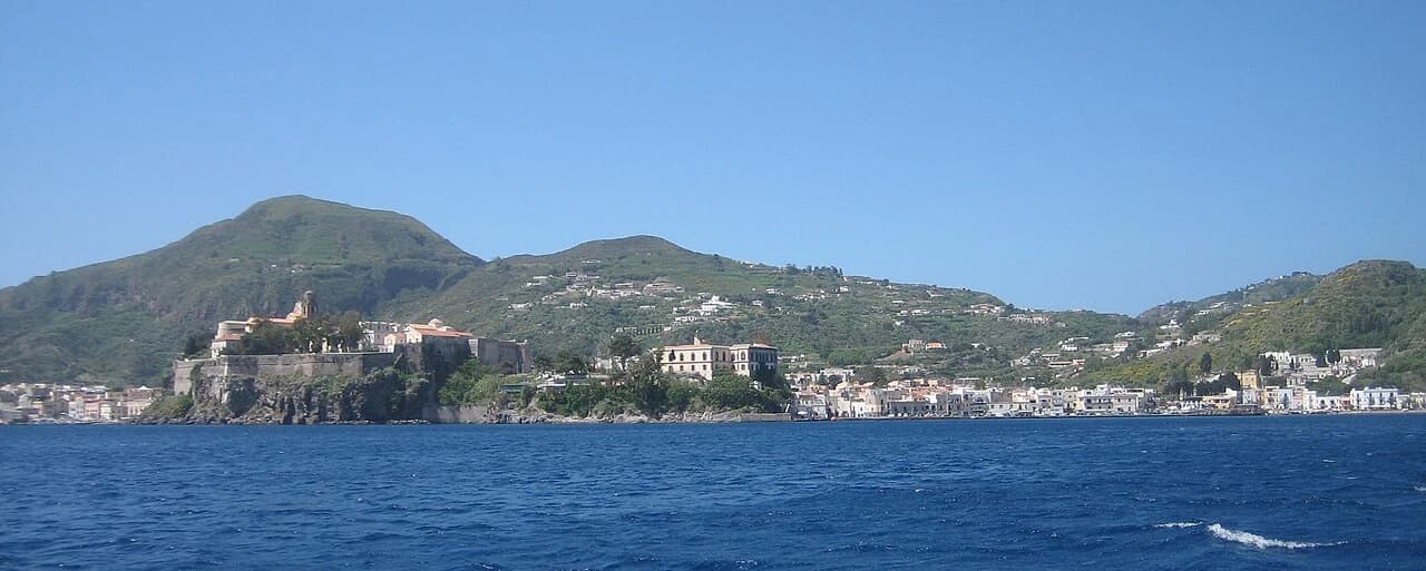 Les îles Éoliennes