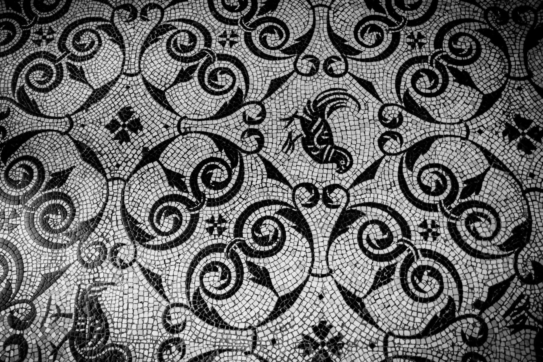Mosaïque romaine des jeunes filles en bikini à la Villa Romana del Casale