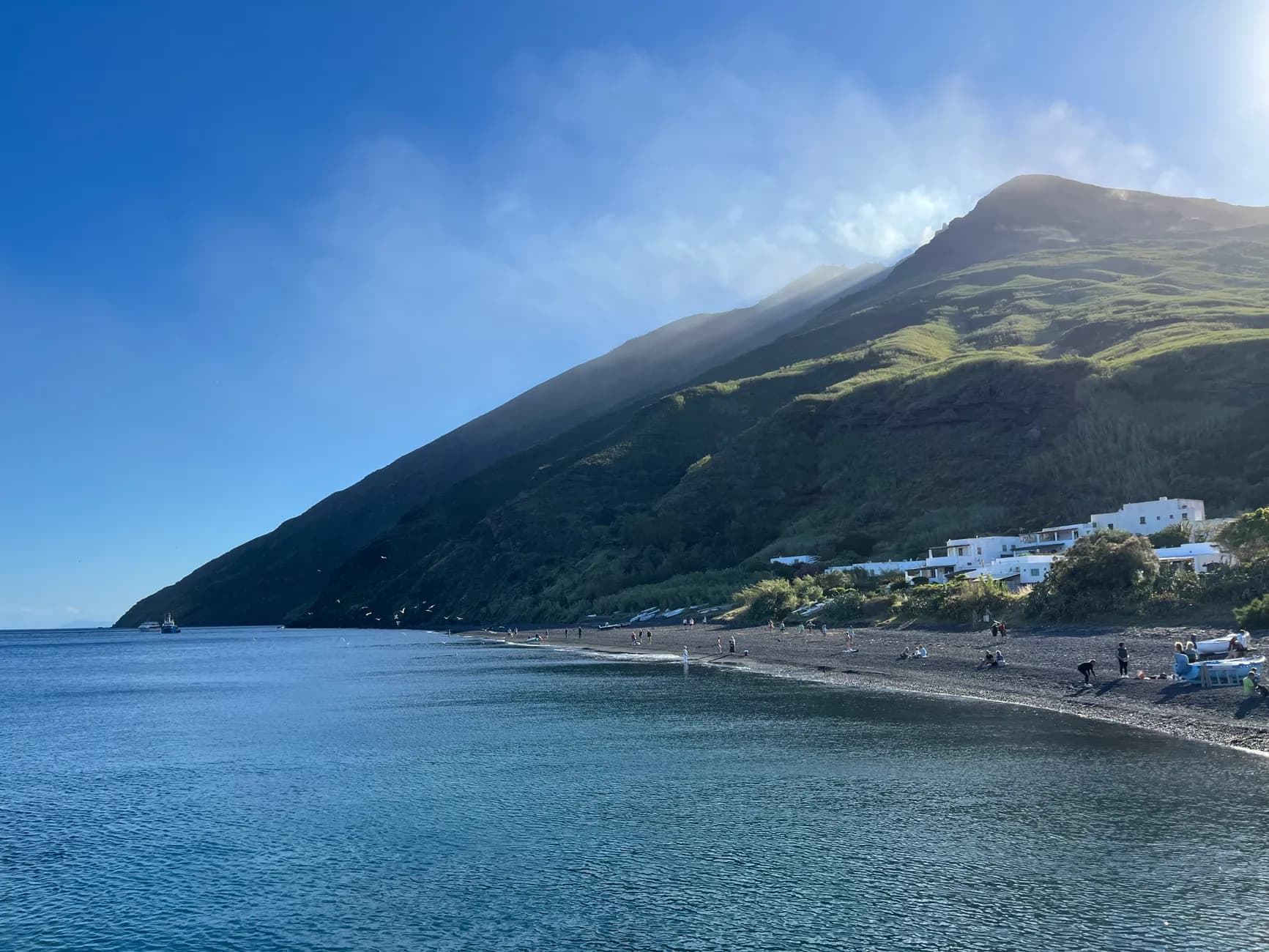 Stromboli : ascension guidée jusqu’à 400 m, mode d’emploi