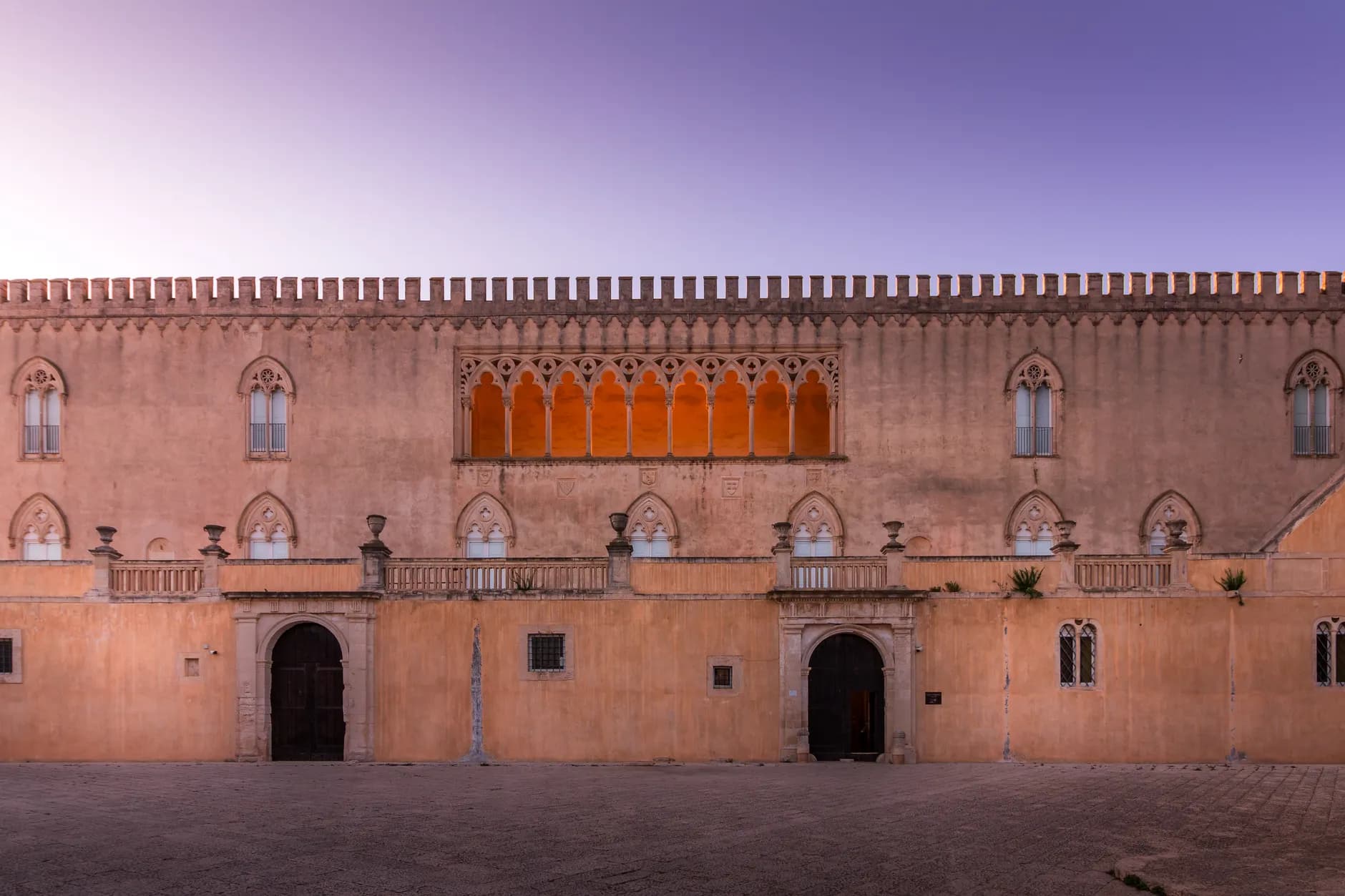 Castelbuono depuis Cefalù : château et centre historique