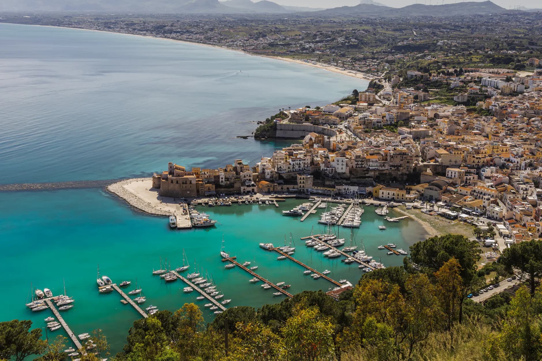 Ustica : organiser trois jours sans voiture depuis Palerme